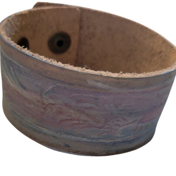 Western Boho Layering Hand Tooled Leather Bracelet Ivory Pastel - Picture 1 of 8